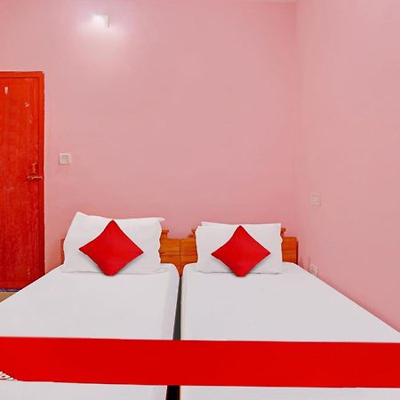 Hotel O Safa Inn Trippapur Buitenkant foto